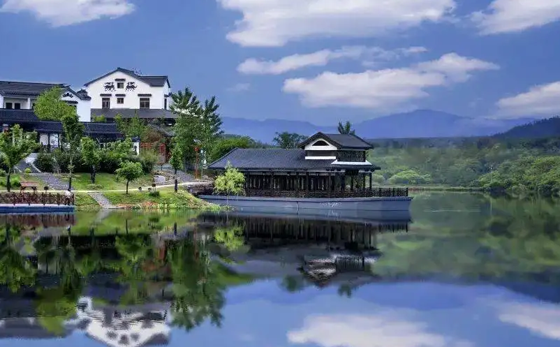 發(fā)展鄉(xiāng)村旅游應(yīng)該著力挖掘本土味，凸顯鄉(xiāng)村味 