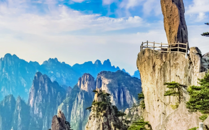 智慧景區(qū)建設(shè)的發(fā)展對(duì)策 